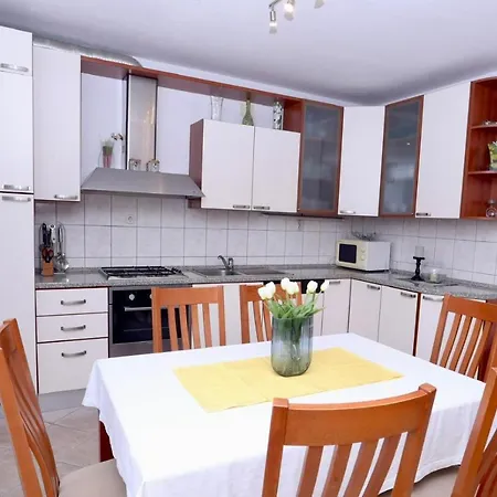 Apartman Ivana * سبليت